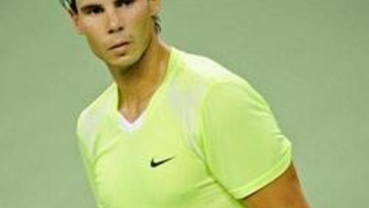 Nadal tahtını kaptırmıyor