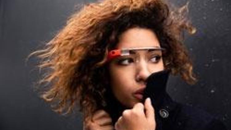 Google Glassın dağıtımları başlıyor