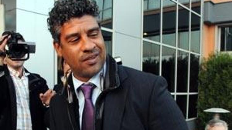 Rijkaard Bursada yok