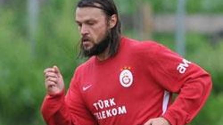 Futbolu G.Sarayda bırakmak istiyorum