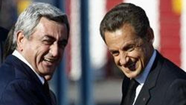 Sarkozy Erivandan Türkiyeye seslendi