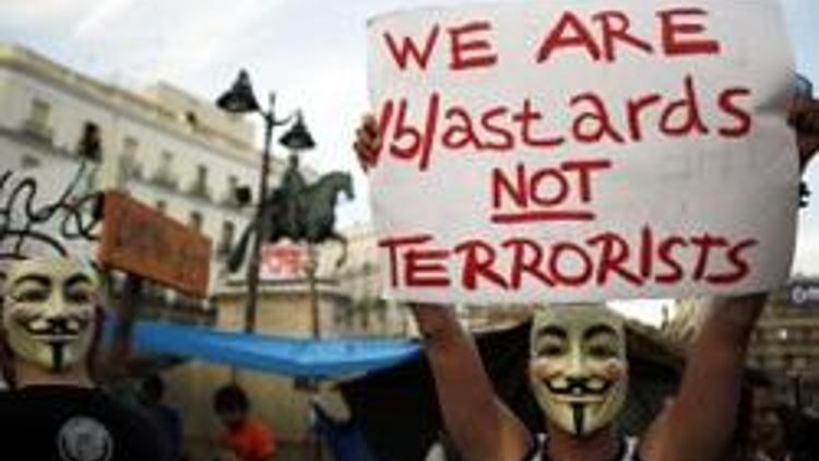 Anonymousa üç ülkede operasyon: 20 gözaltı