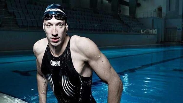 Olimpiyat şampiyonu Fransız yüzücü Alain Bernard, Survivor kazasından kıl payı kurturdu