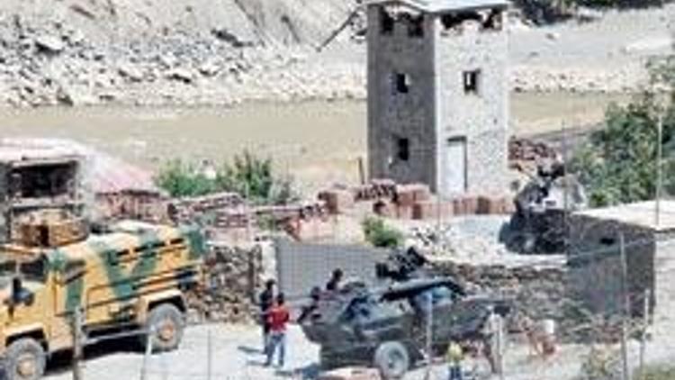 Geçimli geçilmedi: 8  şehit, 14 PKK’lı öldürüldü