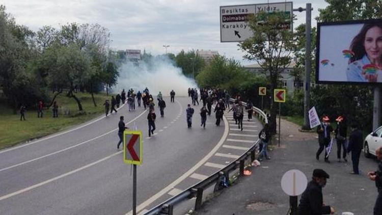 İstanbul Tabip Odasından biber gazı pankartı