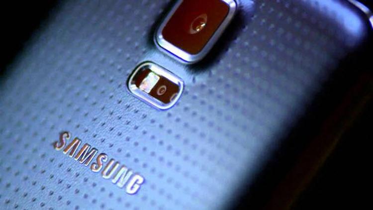 Samsung Galaxy S5 yenilendi