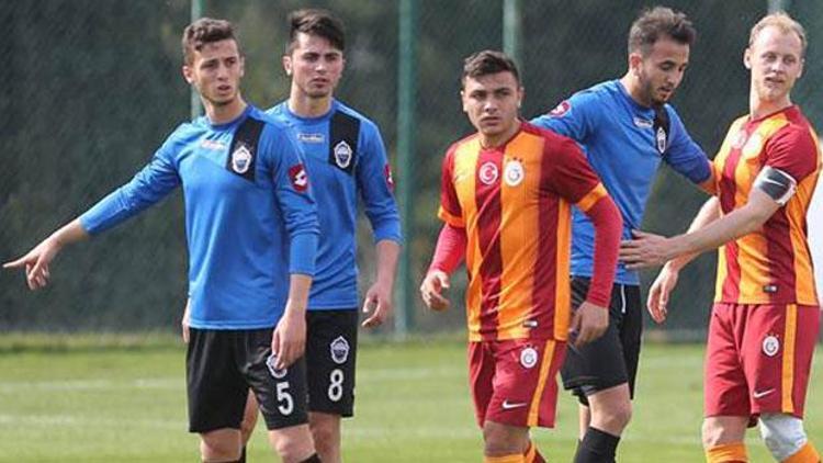 Galatasarayda son dakika sürprizi Semih Kaya U21e gönderildi
