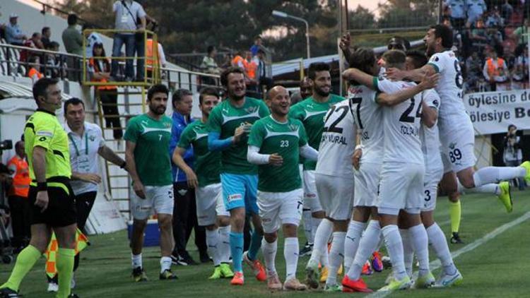 Akhisar Belediyespor dalya diyecek