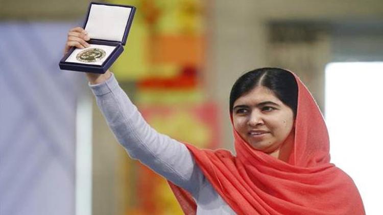 Malala Neden birilerine silah vermek kitap vermekten daha kolay