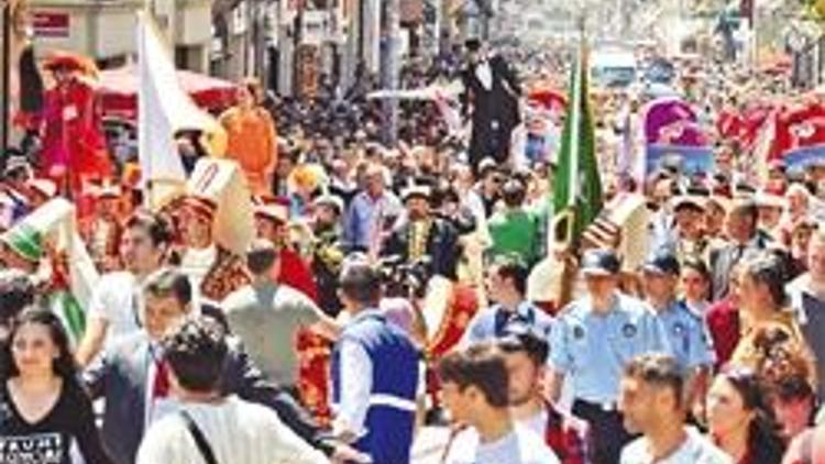 İstanbul Alışveriş Festivali 7 milyar TL hedefiyle başladı