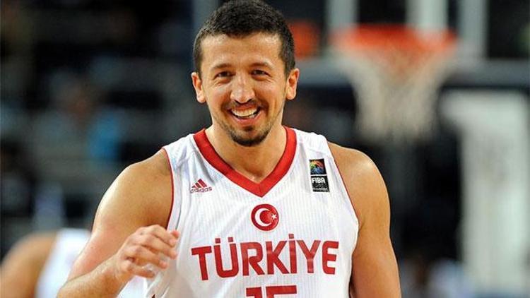 Hidayet Türkoğlu, A Milli Basketbol Takımına veda etti