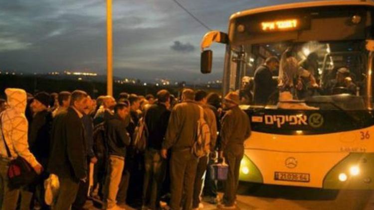 İsrail ayrımcı otobüs uygulamasını askıya aldı