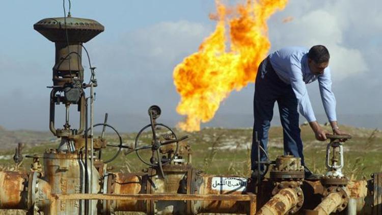 K. Irak, günlük petrol ihracatını 400 bin varile çıkarmayı hedefliyor