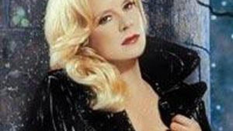 Efsane Sylvie Vartan geliyor