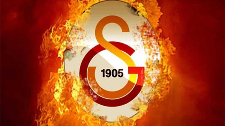 Galatasarayda iki ayrılık birden