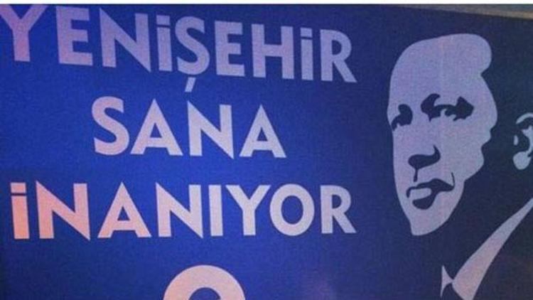 İlçe Seçim Kurulunun kararıyla Erdoğan afişleri kaldırıldı