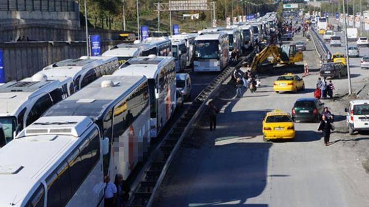 Bayram öncesi otogarlarda ücret isyanı