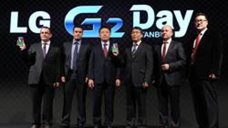 LG G2nun Türkiye lansmanı yapıldı