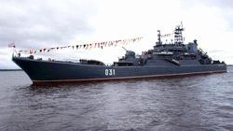 Rus savaş gemileri Suriye’ye gidiyor iddiası