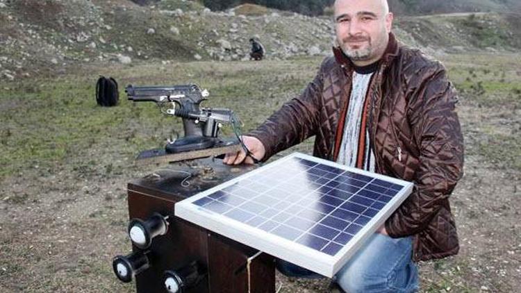 Solar enerjili robot silah yaptı