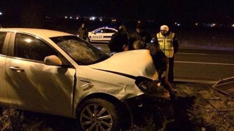 Süper Lig futbolcusu trafik kazası geçirdi