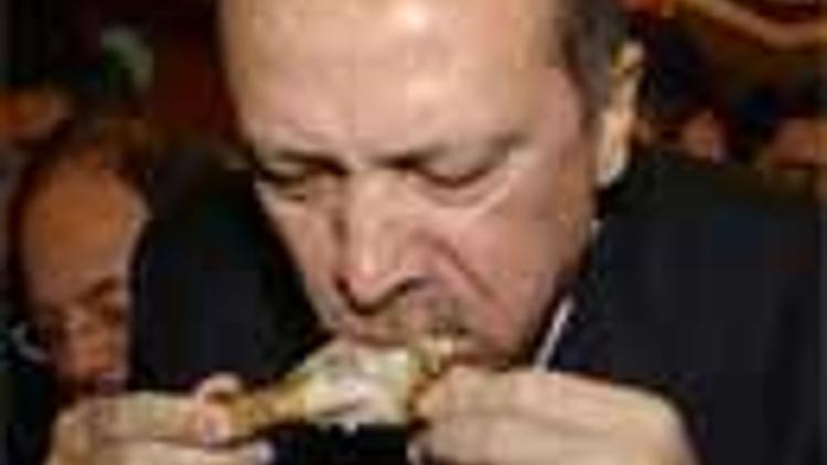 Erdogan tucks into 14 poultry dishes