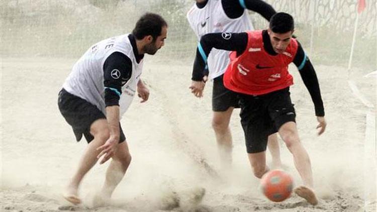 Plaj Futbolu Milli Takımı, Alanyada kampa girdi
