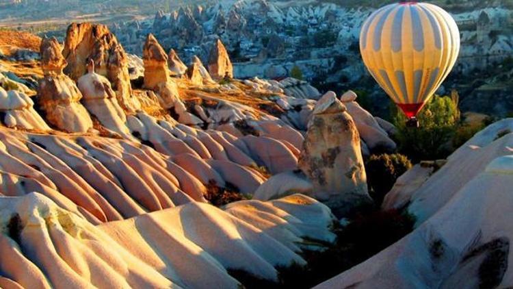 Kapadokya turizmi tuz ve güneşi keşfetti