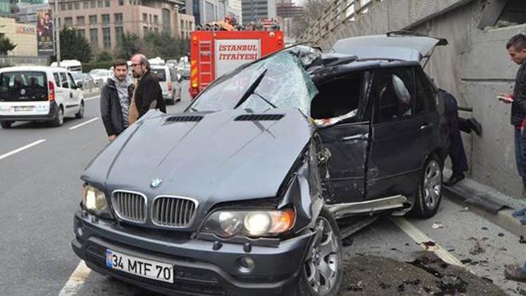 Ünlü sanatçının yeğeni kaza yaptı