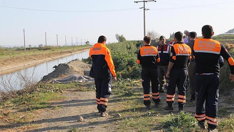 3 çocuk annesini kanalda ölü bulundu