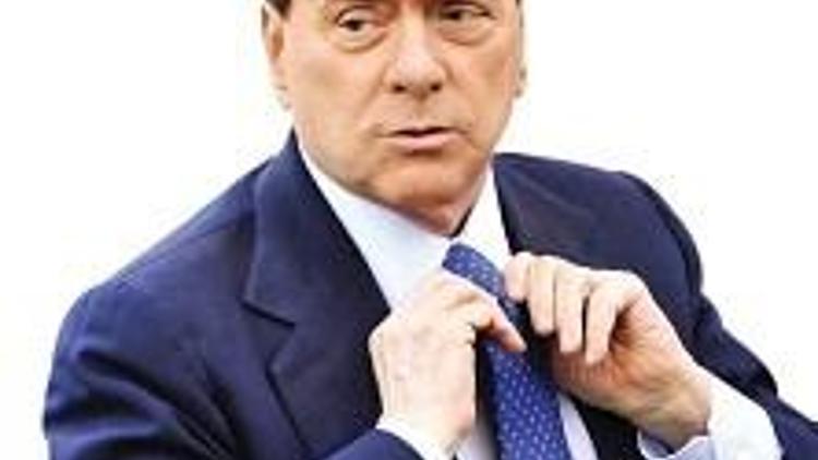 Berlusconi’yi yatakta yakalayana 1 milyon euro