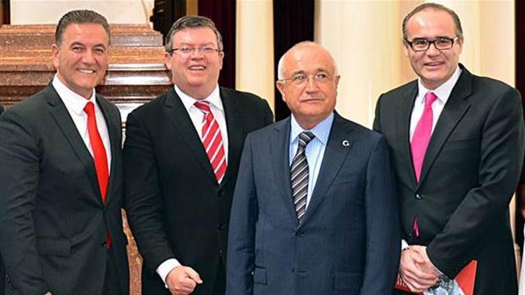 Avustralyadaki eyalet seçimleri sonucunda iki Türk bakan oldu