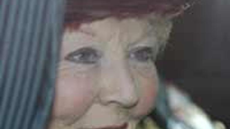 Dutch Queen Beatrix arrives in Turkey today for 4 day visit