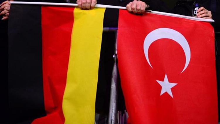 Almanya ile Türkiye arasında ajan krizi