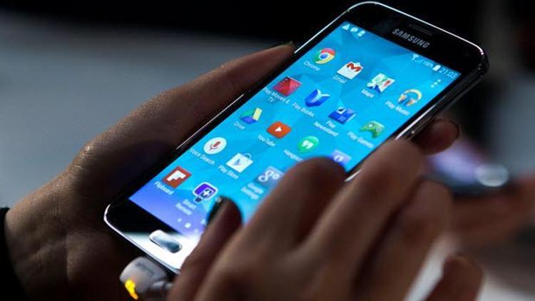 Samsung Galaxy S5 Prime geliyor