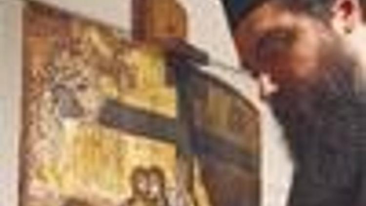 Byzantine icon returns to Greece