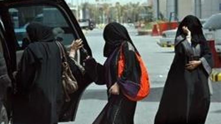 Suudi kadınlar direksiyon başında