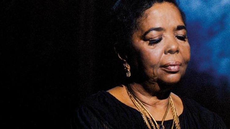 Cesaria Evora / Mae Carınhosa