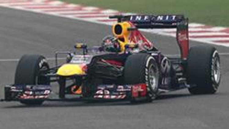 Formula 1de şampiyon Sebastian Vettel