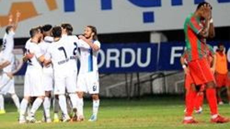 Adana Demirspor İzmirde 4 köşe