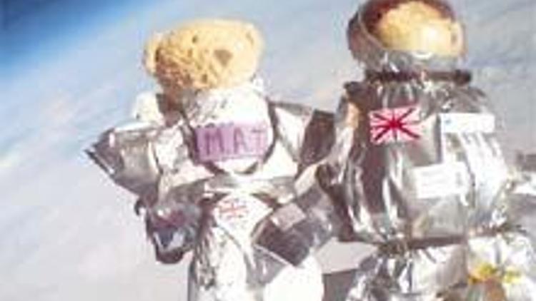 Uzaya oyuncak ayı gönderdiler