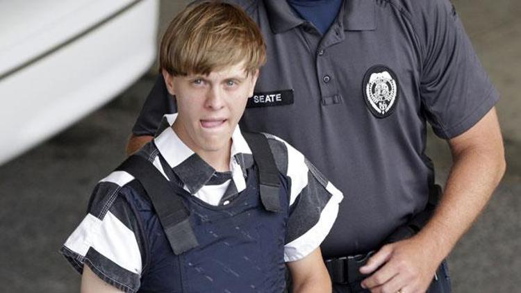 Charlestonda 9 siyahiyi öldüren Dylann Roof, nefret suçundan yargılanacak