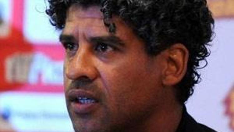 Rijkaard: Skordan dolayı mutluyum