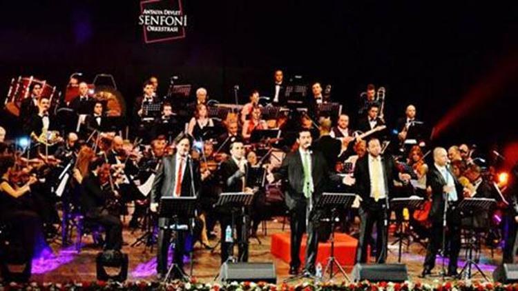 Senfoni Orkestrasından ayakkabı kutulu konser