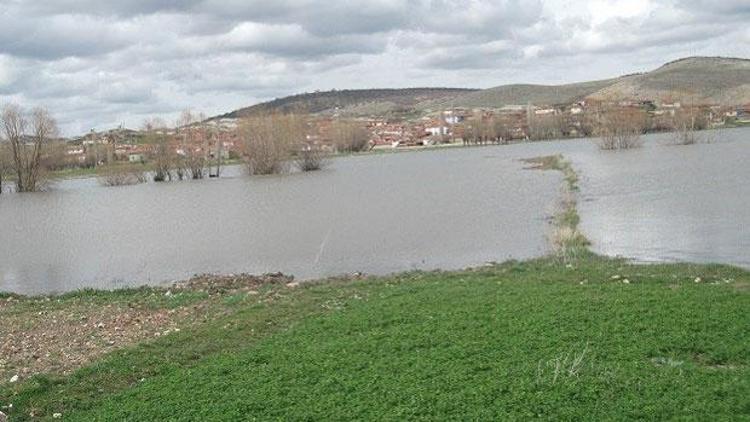 Baraj göllerindeki doluluk çiftçilerin yüzünü güldürecek