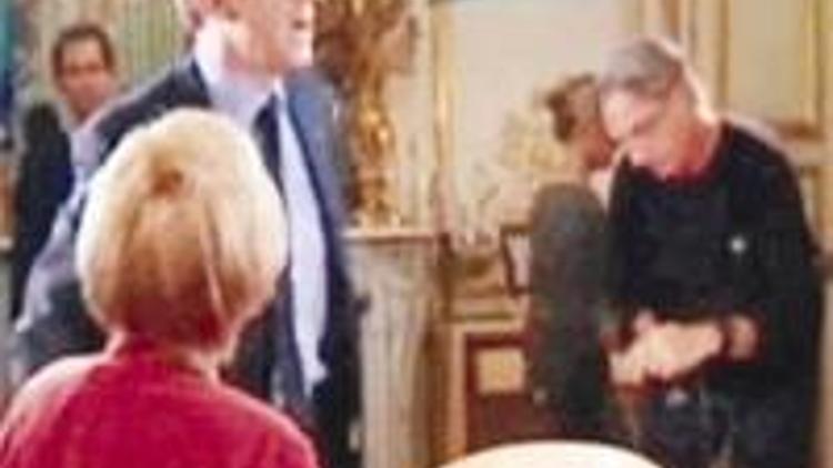 Cecilia sorusu Sarkozy’yi kızdırdı