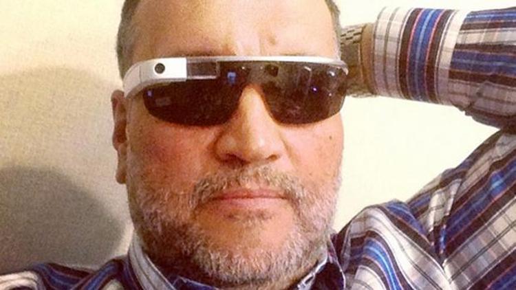 Murat Ülkerden Google Glass selfiesi