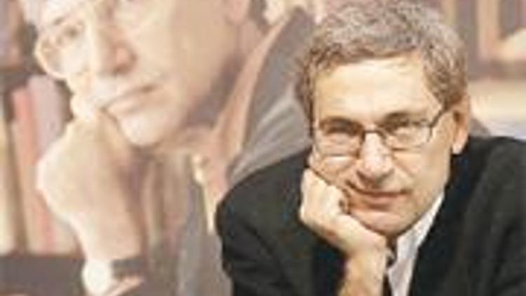 Fransa’dan Orhan Pamuk’a ödül