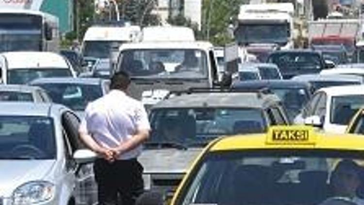 Eskişehir Yolu’nda asfaltlama kazaları