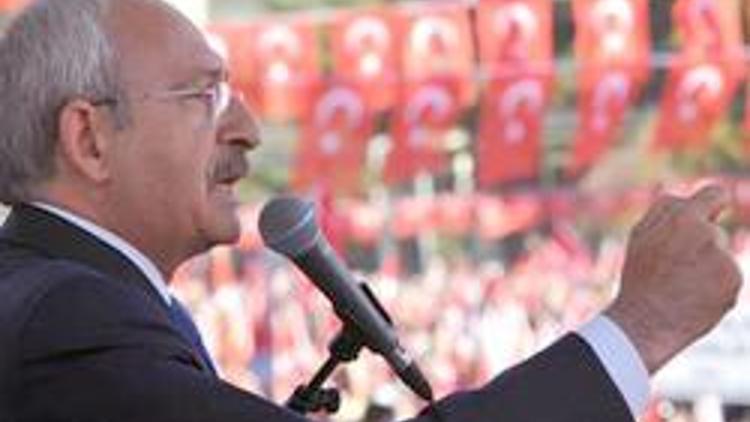 Kılıçdaroğlu: Dolmabahçede Kadıköyden gelen kadınları dikizliyor